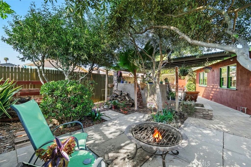 Property Photo: 4365 Alta Vista Dr. CA 92506