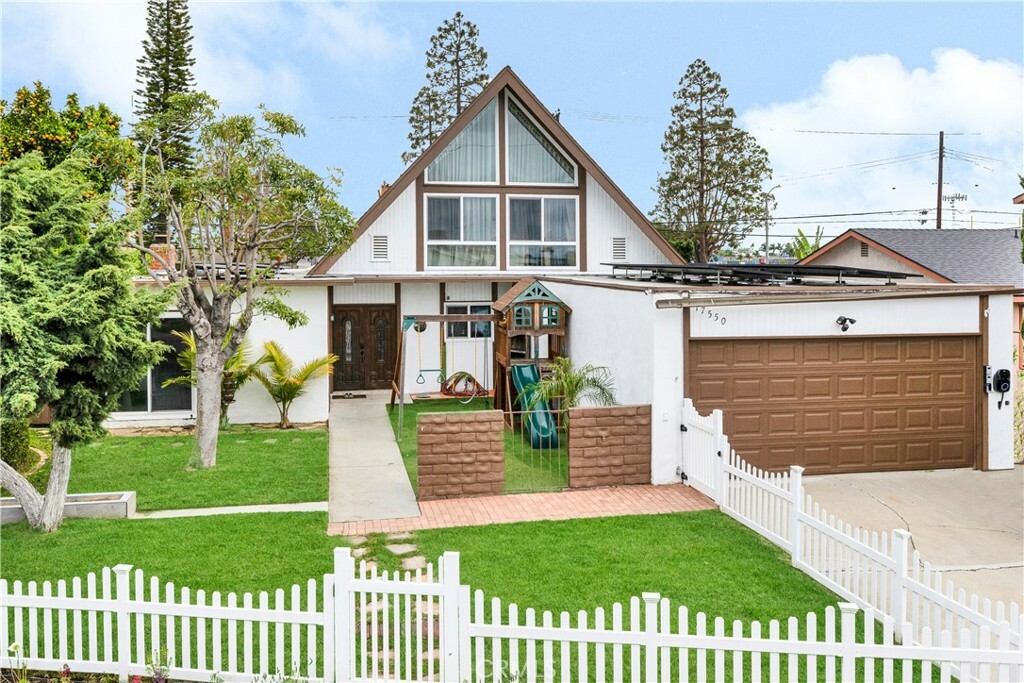 Property Photo: 17550 Chestnut Street CA 92708