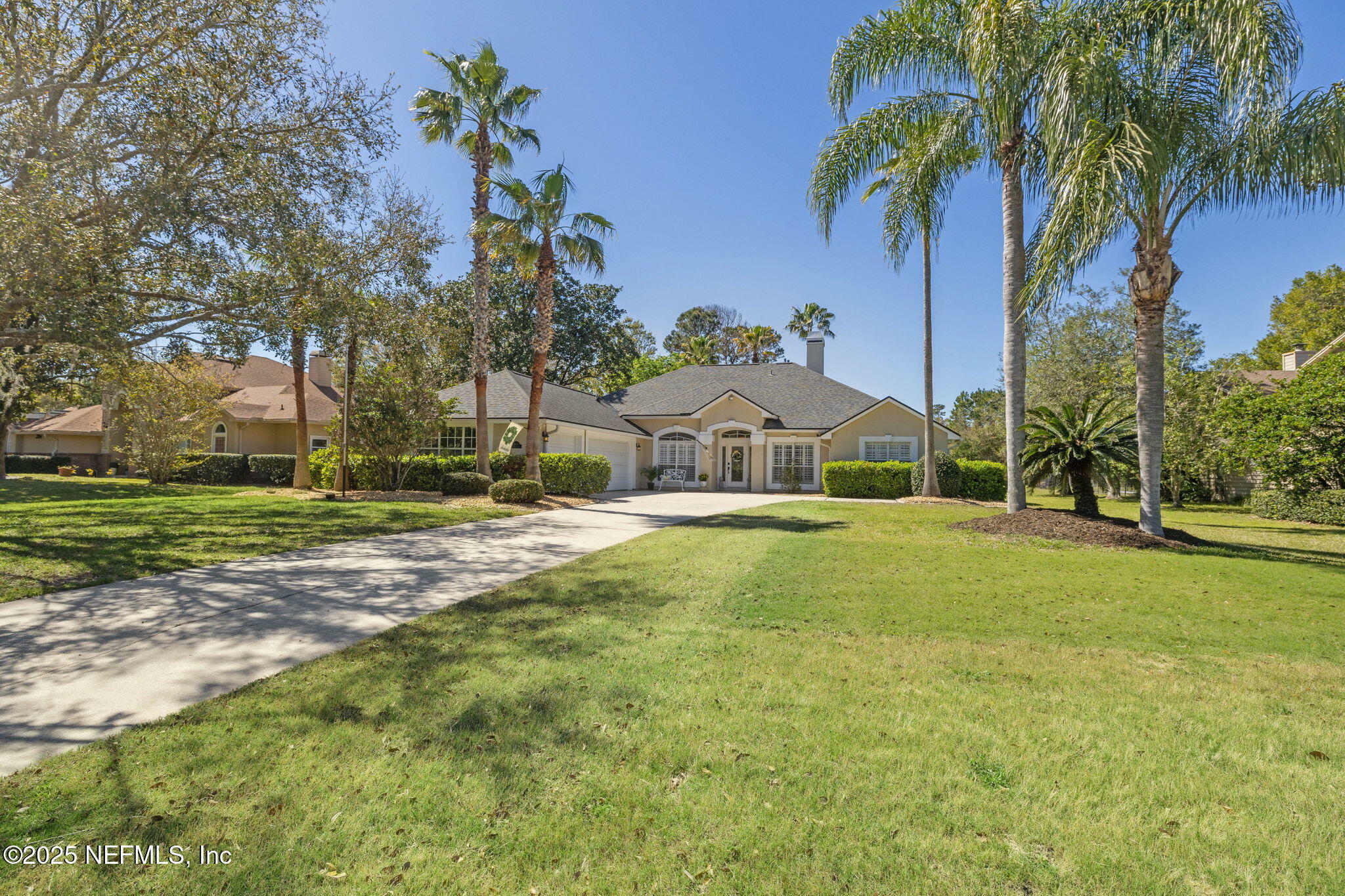 Property Photo: 1624 Colonial Drive FL 32043