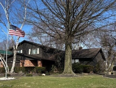 Property Photo:  1939 Winchester Road  OH 44124 