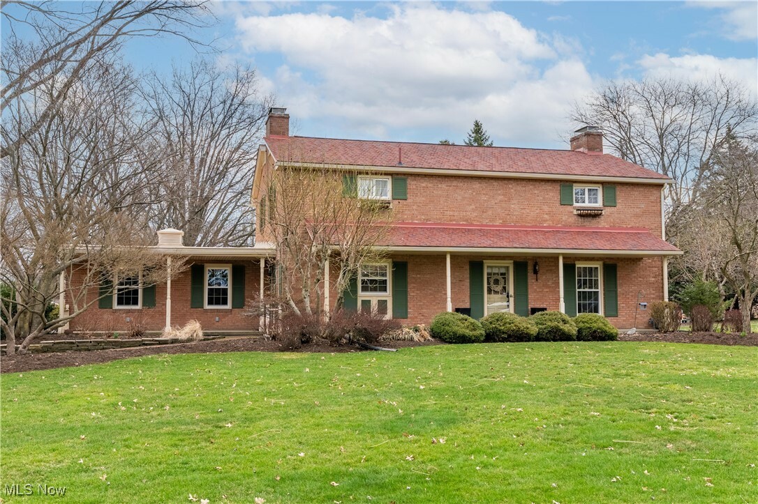 Property Photo:  1558 Chatham Avenue NE  OH 44720 