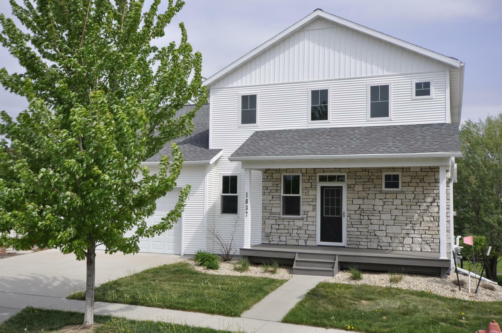 Property Photo: 1837 Hadley Creek Drive NE MN 55906