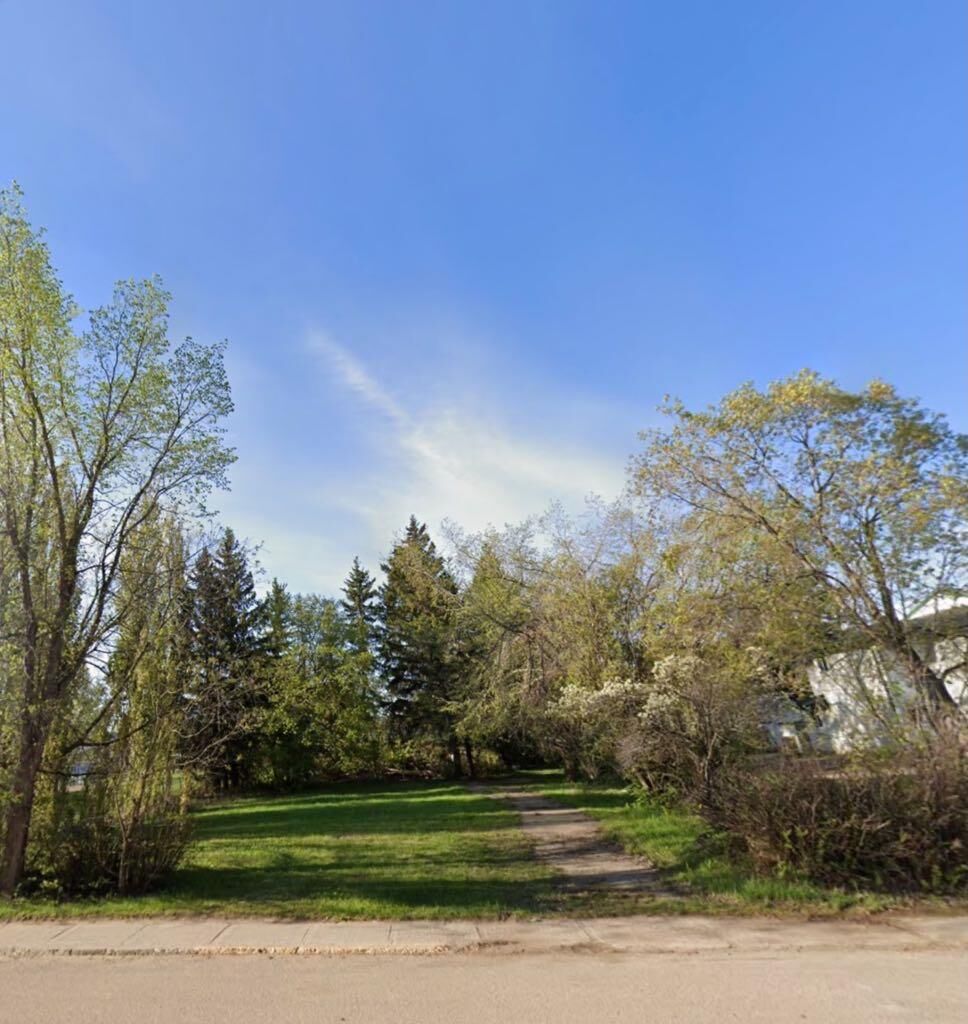 Property Photo: 4633 53 Avenue AB T0G 1E0