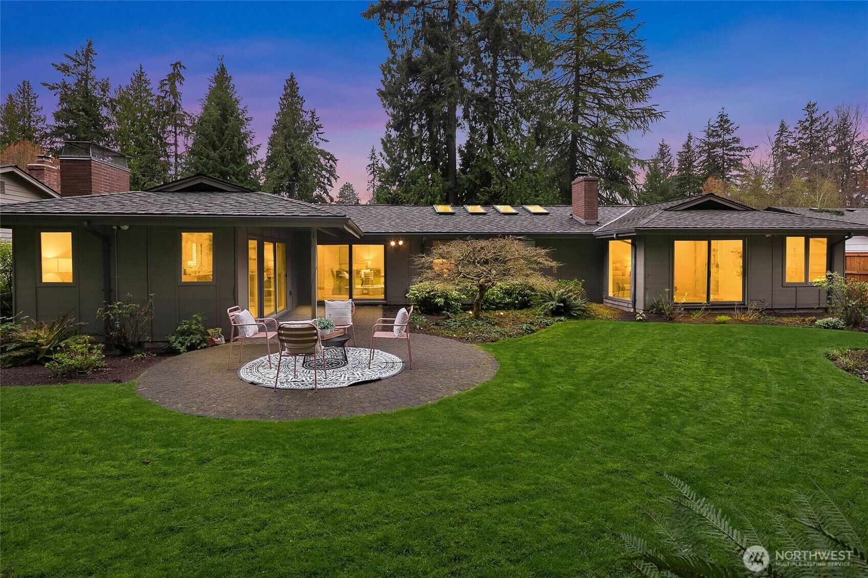 Property Photo: 8641 SE 63rd Street WA 98040