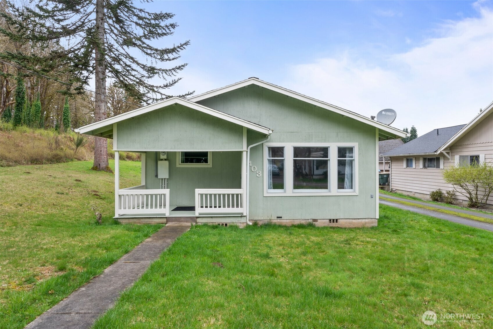 Property Photo: 403 California Street WA 98572