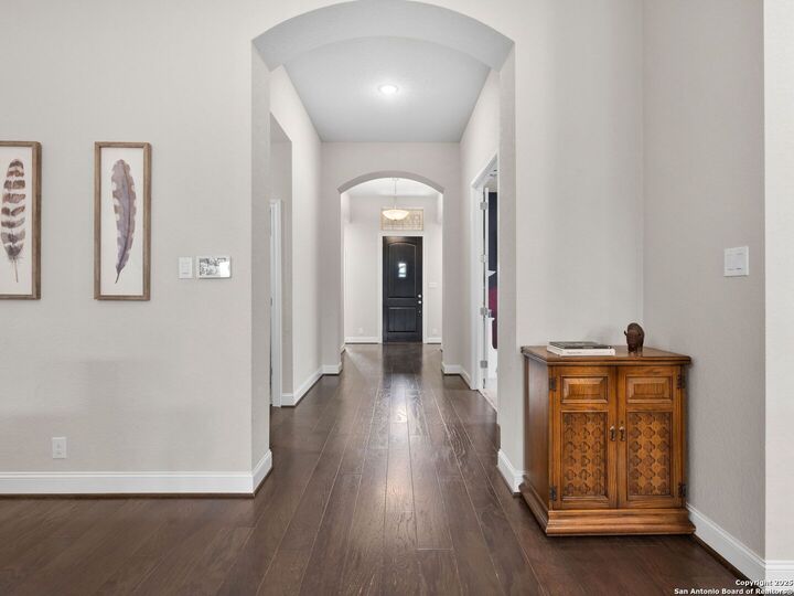Property Photo:  997 Carriage Loop  TX 78132 