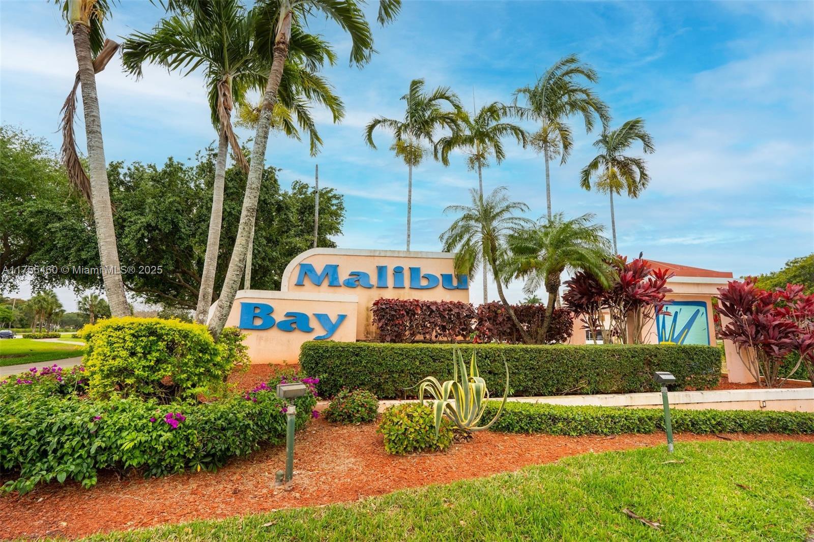 Property Photo: 837 NW 208th Dr FL 33029