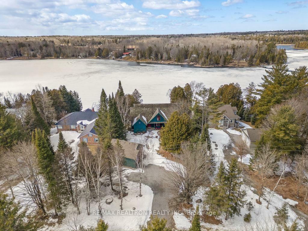 304 Indian Point Road  Kawartha Lakes ON K0M 1K0 photo