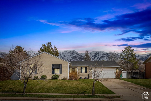 Property Photo: 1174 N Cherrywood Dr UT 84041