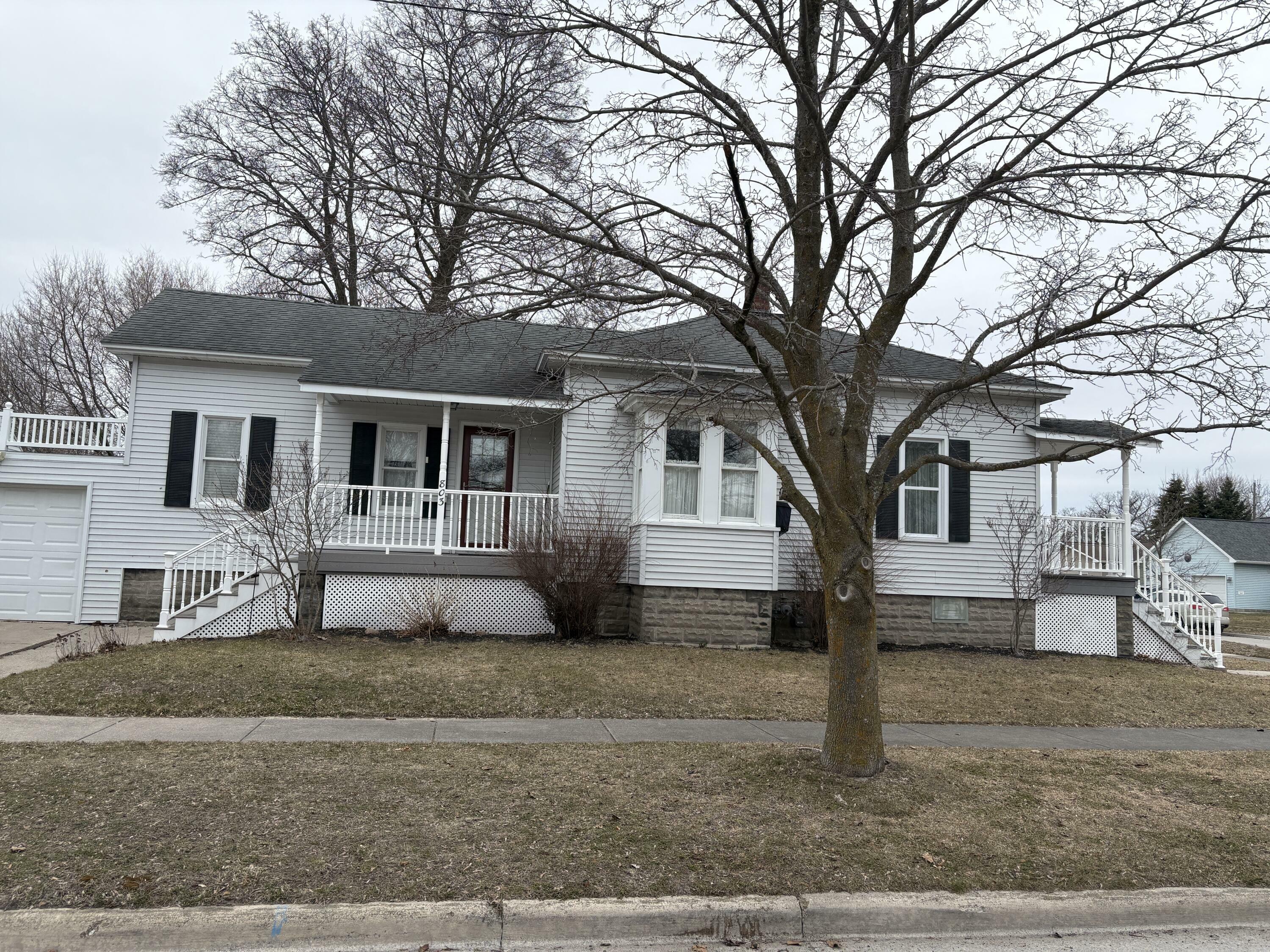 803 South Fourth Avenue  Alpena MI 49707 photo