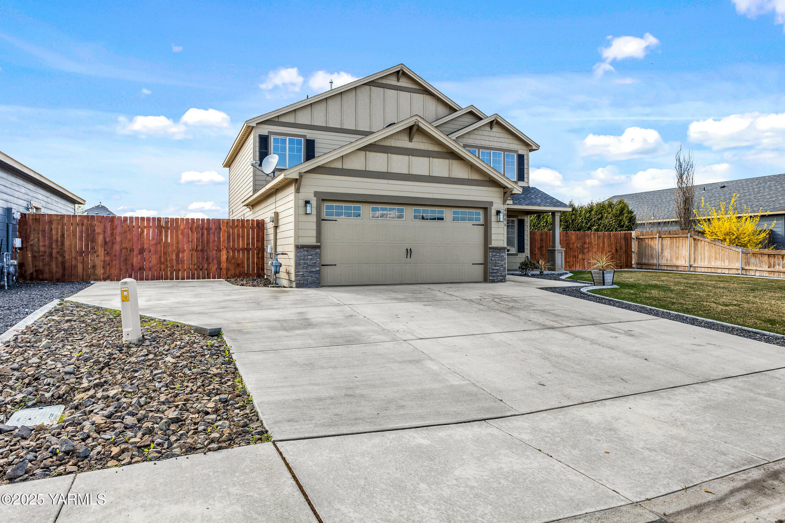 4006 Phoenix Ln  Pasco WA 99301 photo