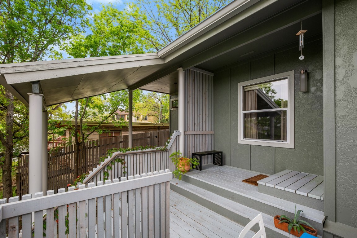 Property Photo: 2007 Alameda Drive TX 78704