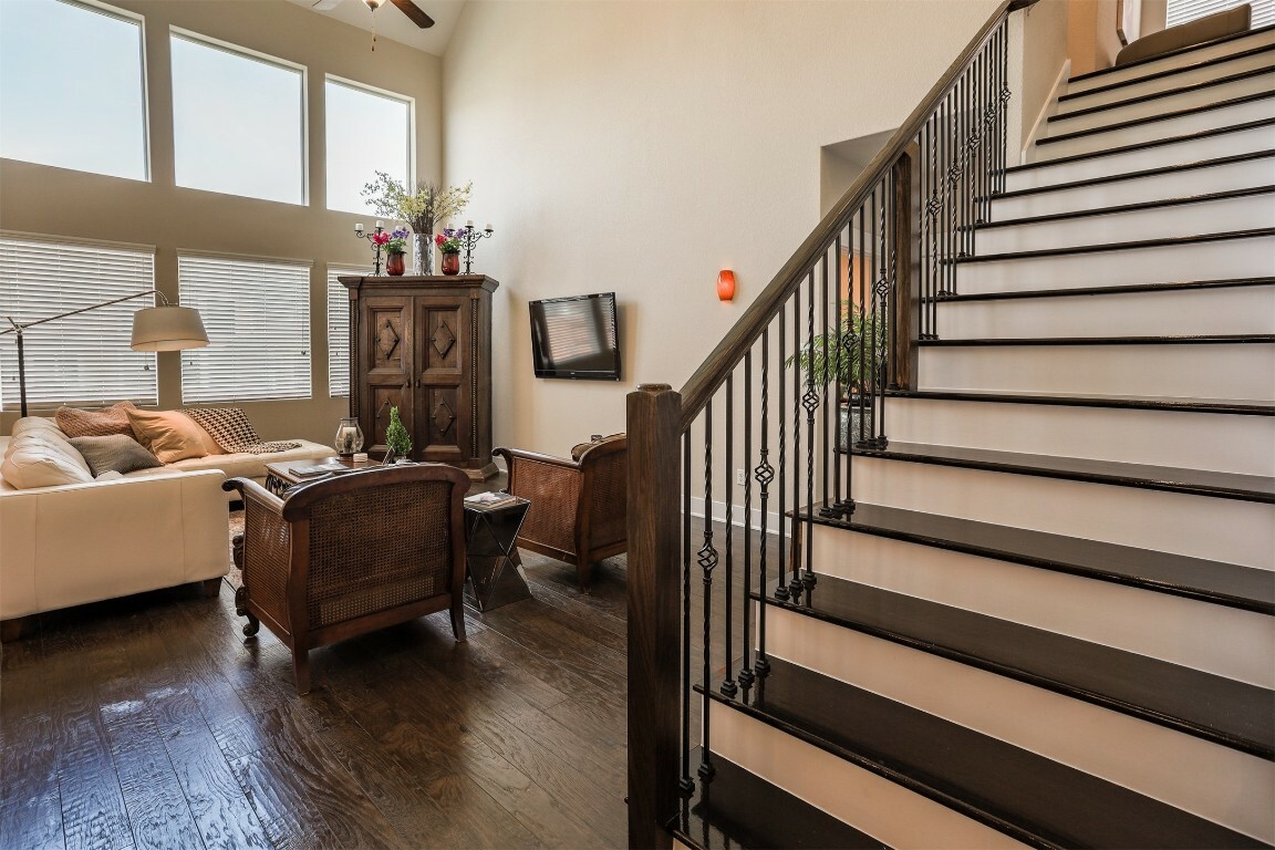 Property Photo: 11913 Natures Bend TX 78753
