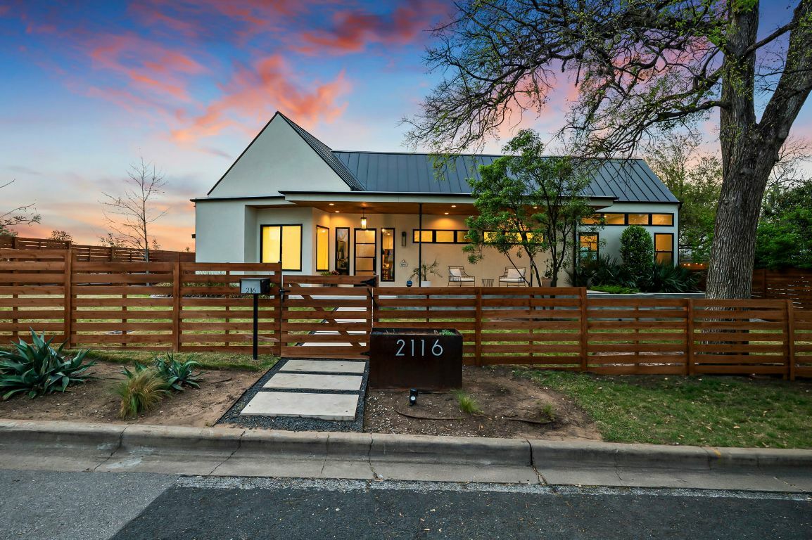 Property Photo: 2116 Kenwood Avenue TX 78704