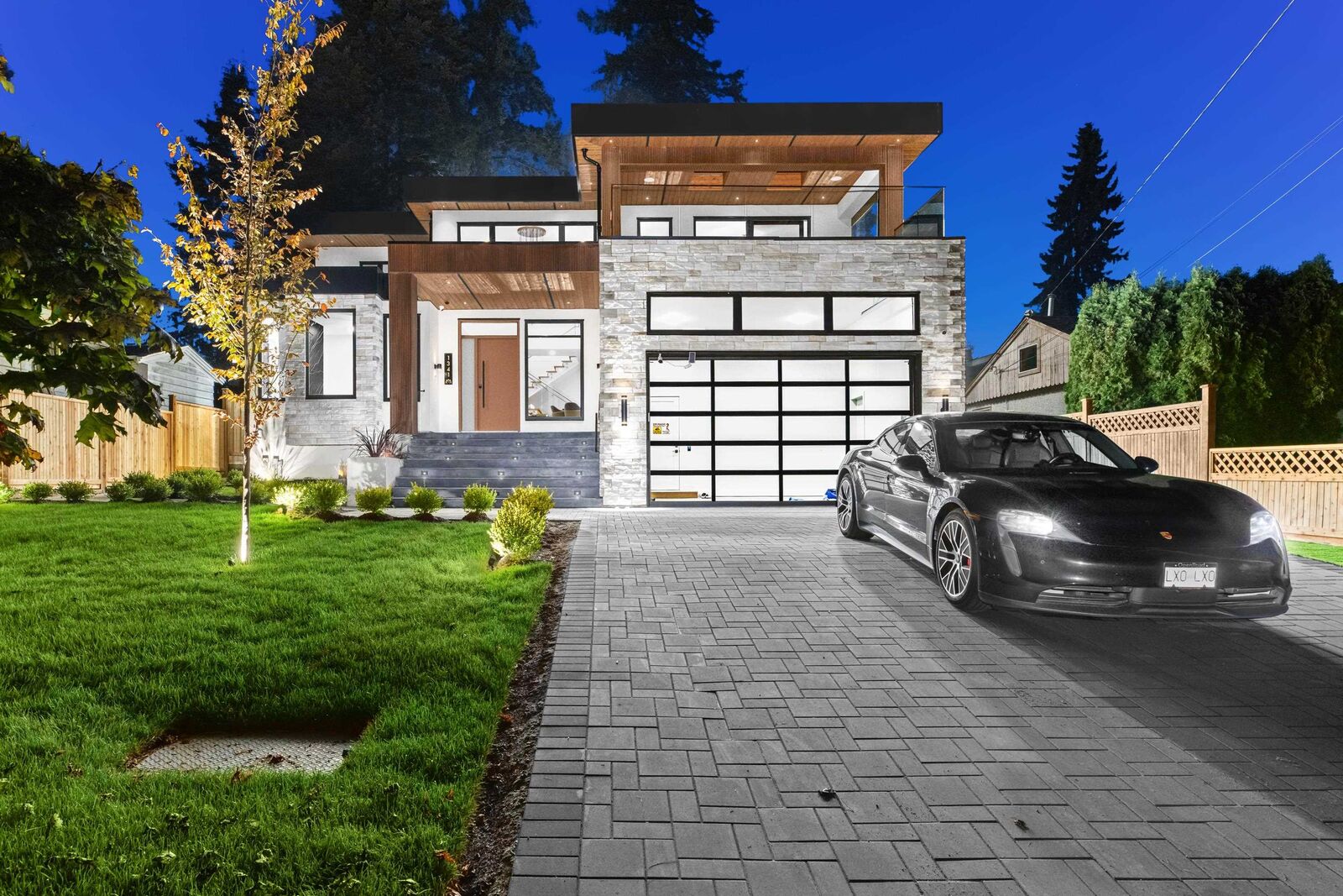 Property Photo: 1341 Lee Street BC V4B 4P7