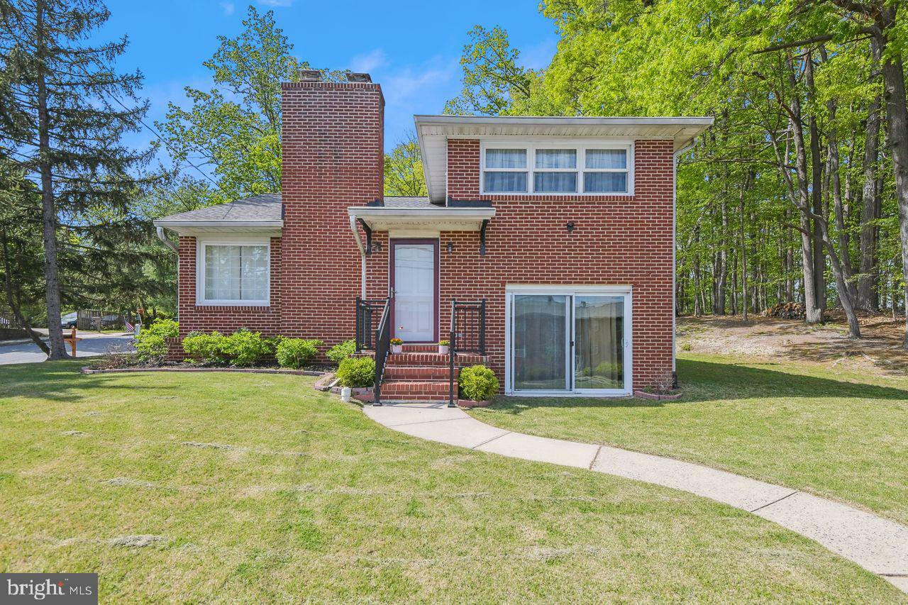 Property Photo: 3912 E Joppa Road MD 21236