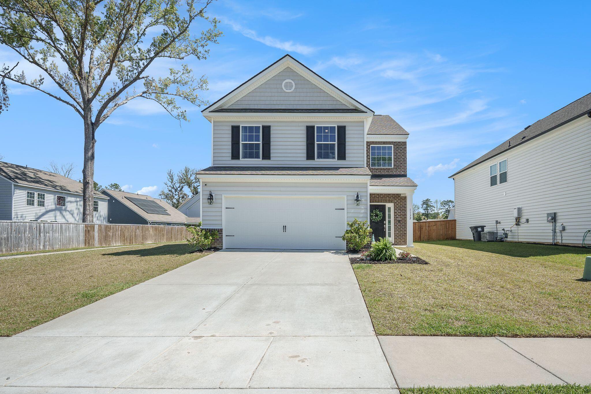 Property Photo:  1132 Mossy Rock Drive  SC 29485 