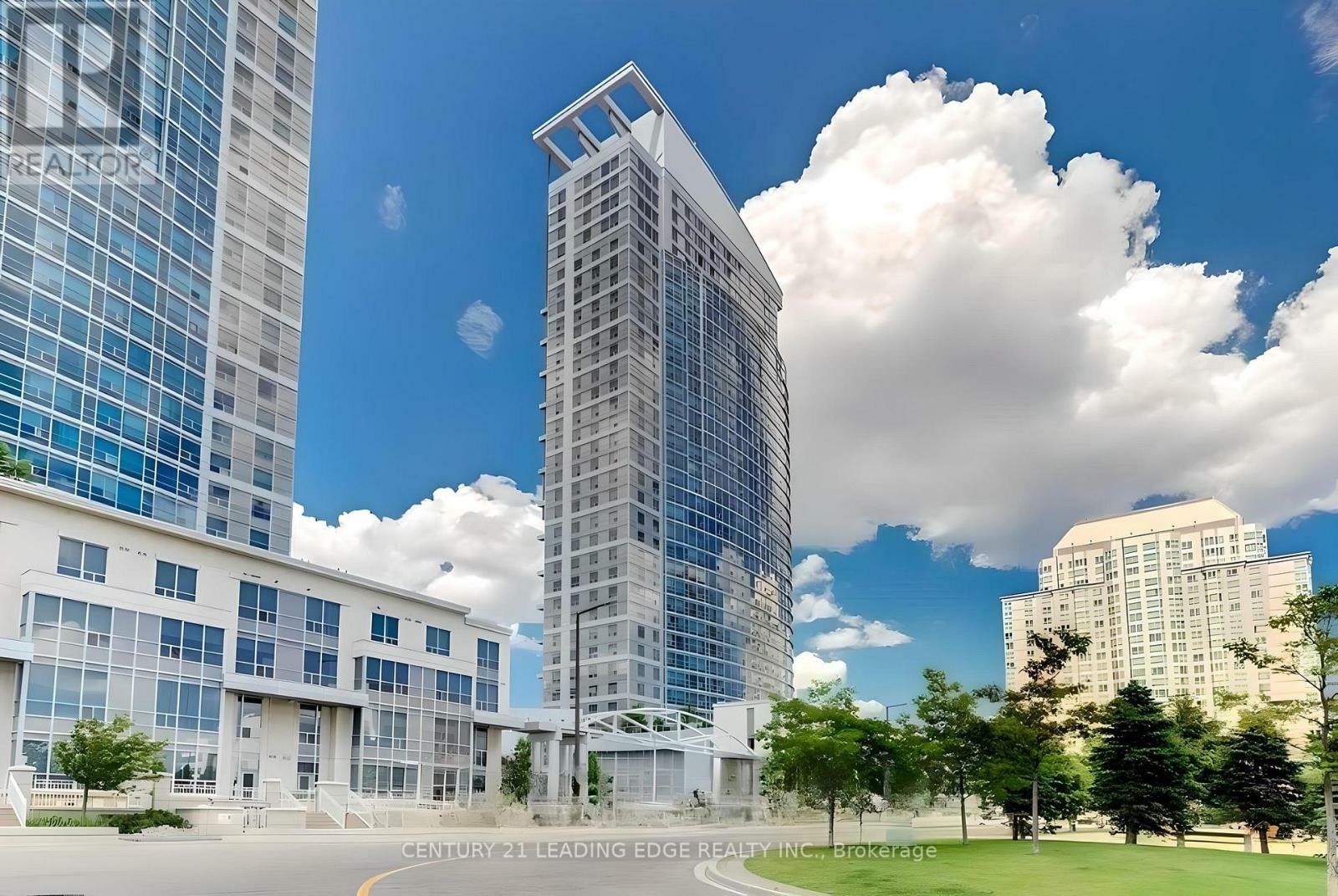 Property Photo: 38 Lee Centre Drive 1916 ON M1H 3J7