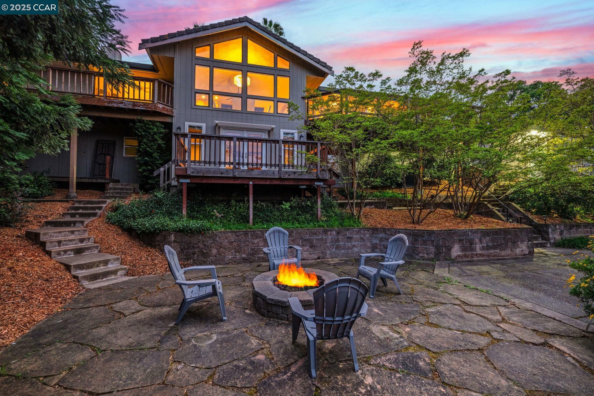 Property Photo: 965 Ridge Dr CA 94518