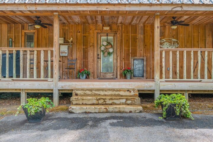 Property Photo:  8109 Hwy 189  FL 32531 