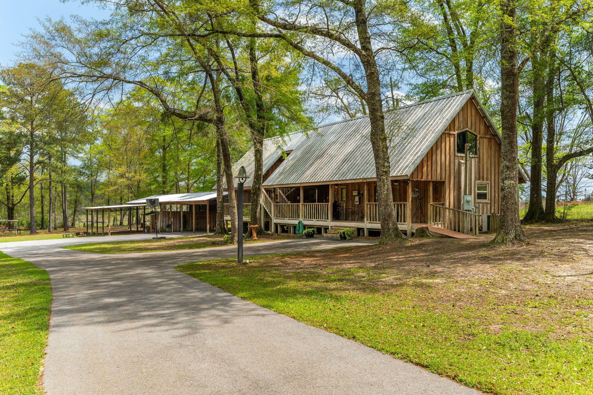 Property Photo: 8109 Fl-189 FL 32531