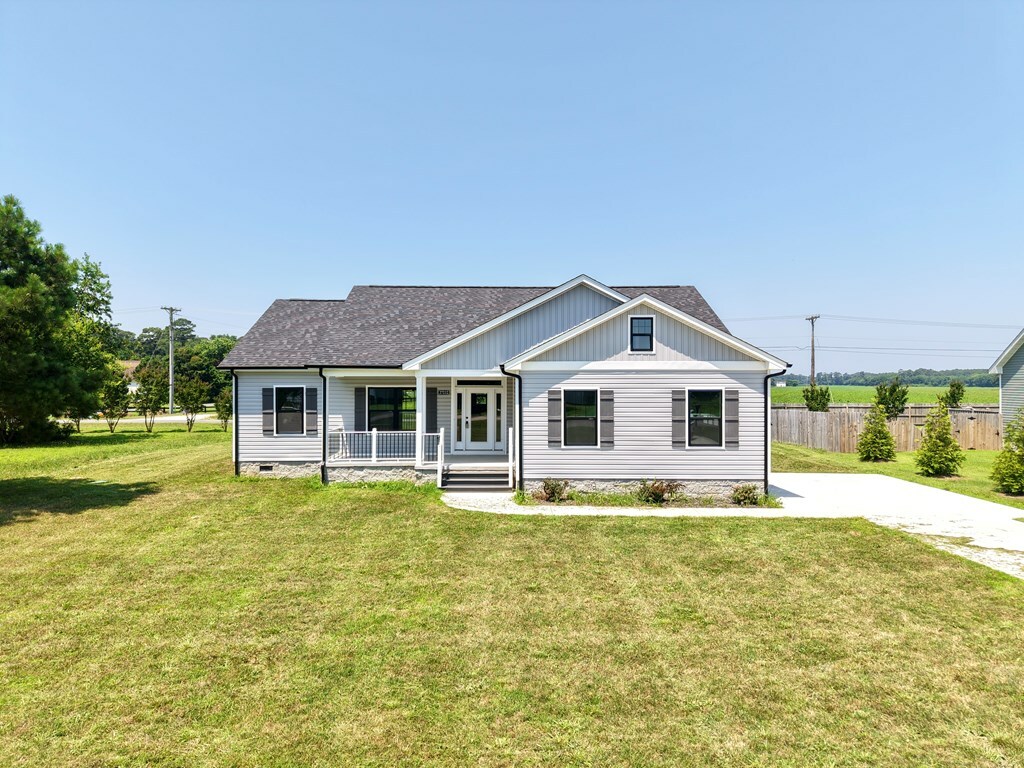 Property Photo: 27212 Castle Row VA 23310