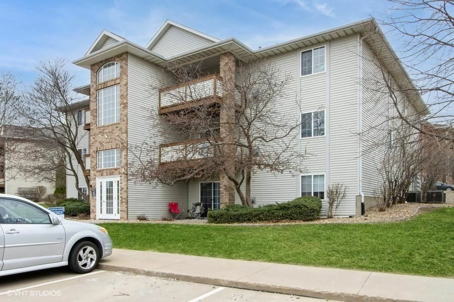 Property Photo: 2556 Rushmore Dr IA 52246