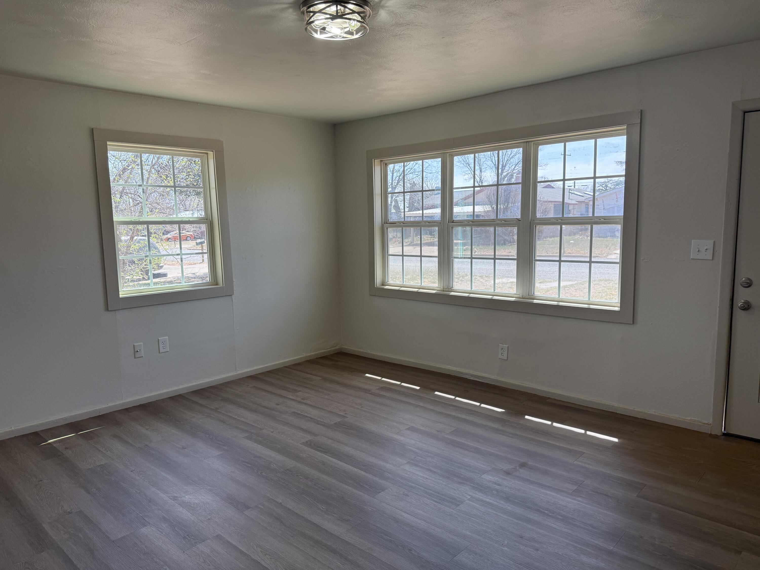 Property Photo: 1313 W 3rd Street TX 79339