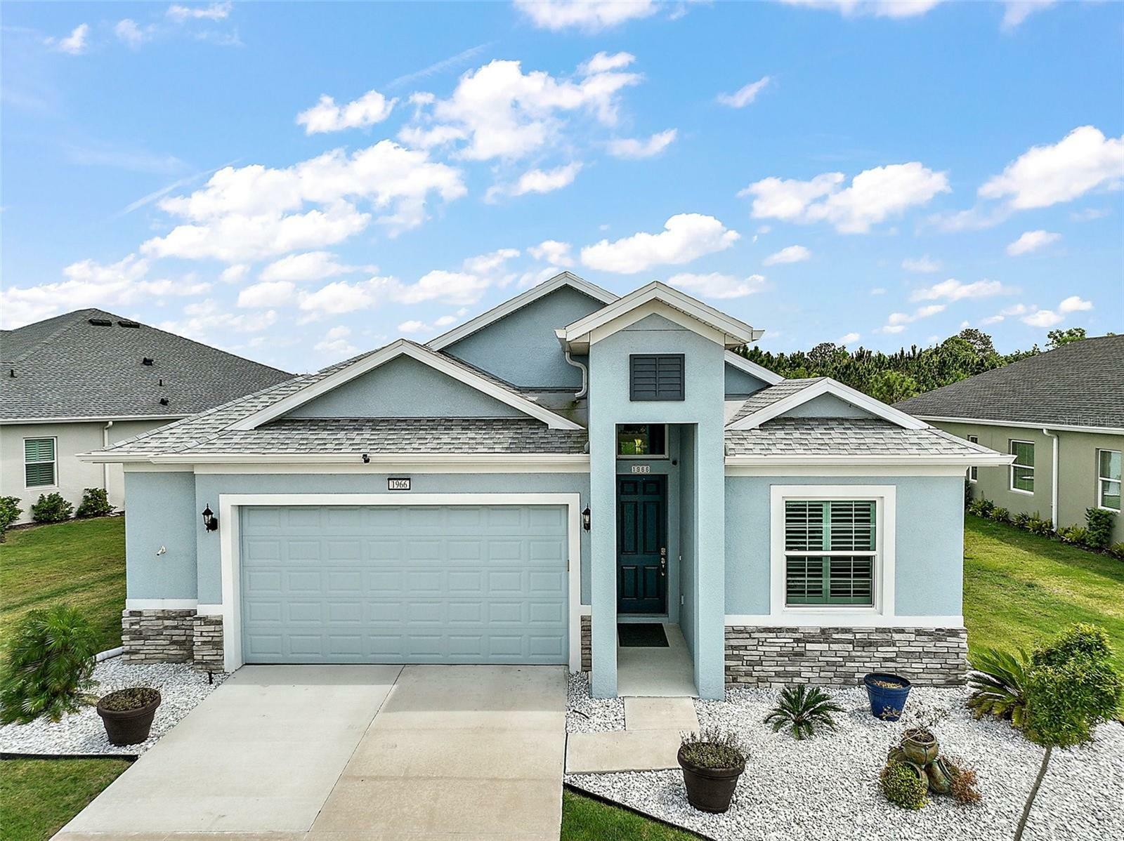 Property Photo: 1966 Wallingford Loop FL 32757