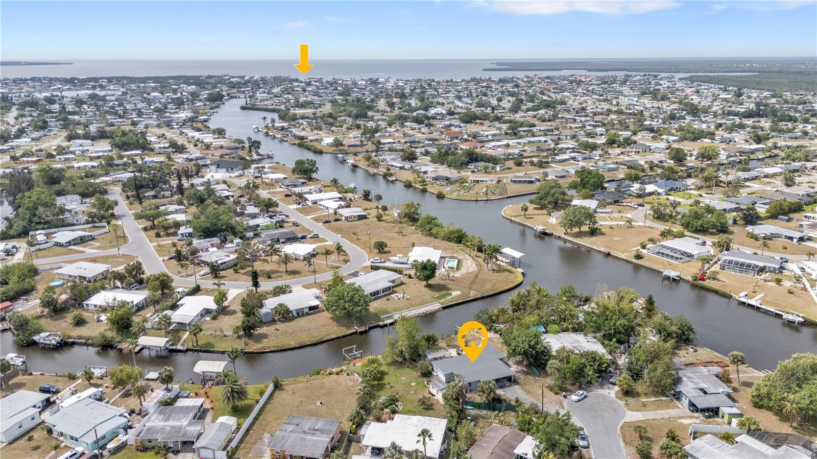 Property Photo:  103 Curtis Terrace NE  FL 33952 
