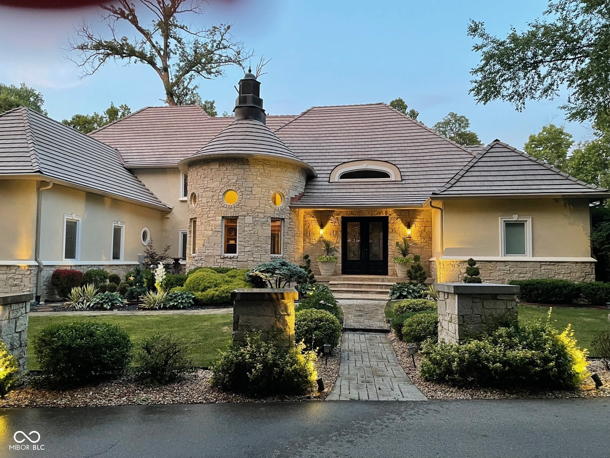 Property Photo: 10821 Club Point Drive IN 46037