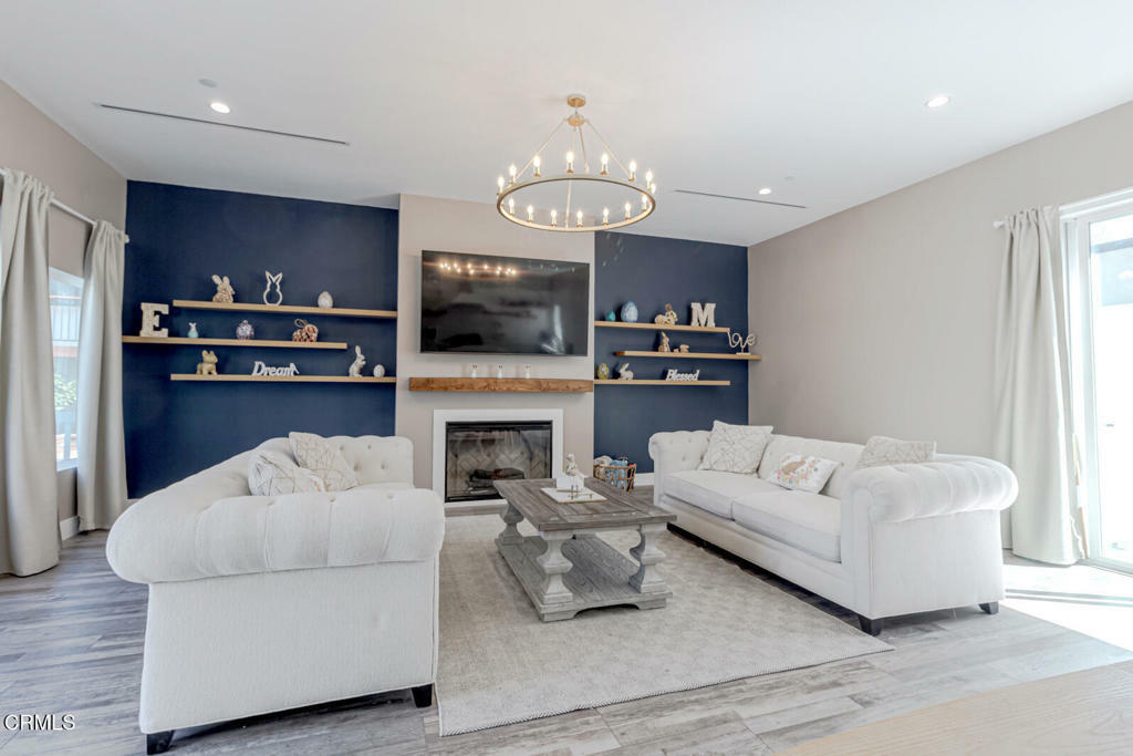 Property Photo: 2920 Fairmount Avenue CA 91214
