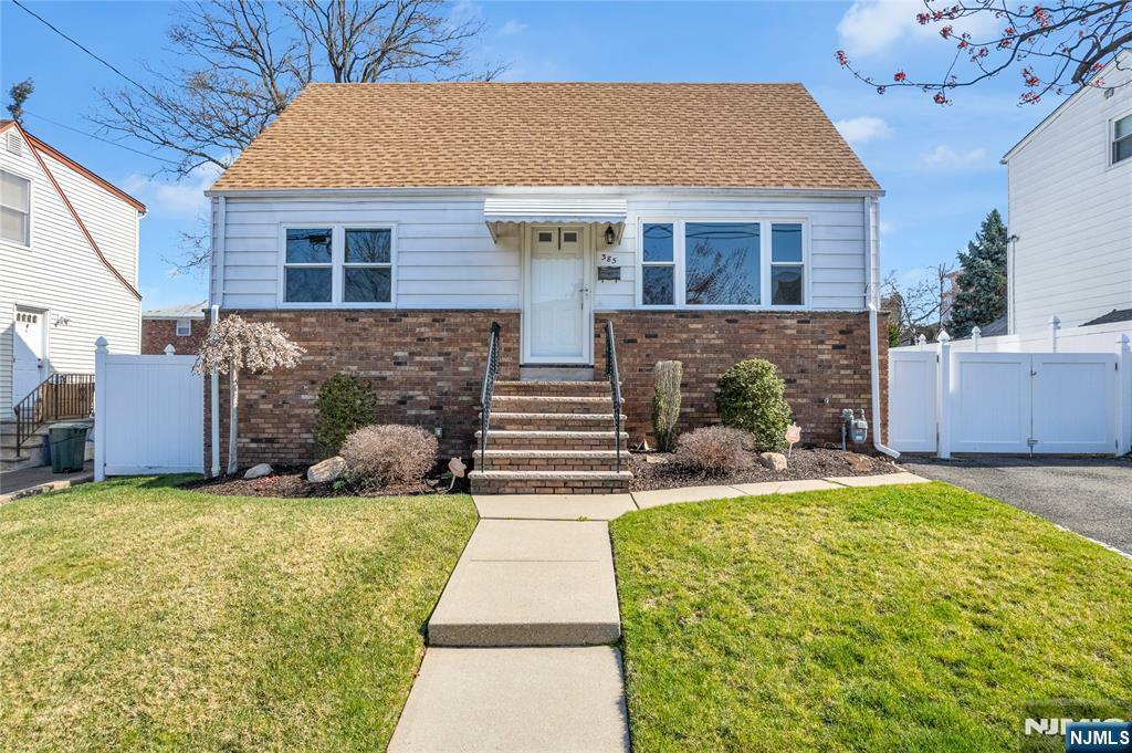 385 Wilson Avenue  Lyndhurst NJ 07071 photo