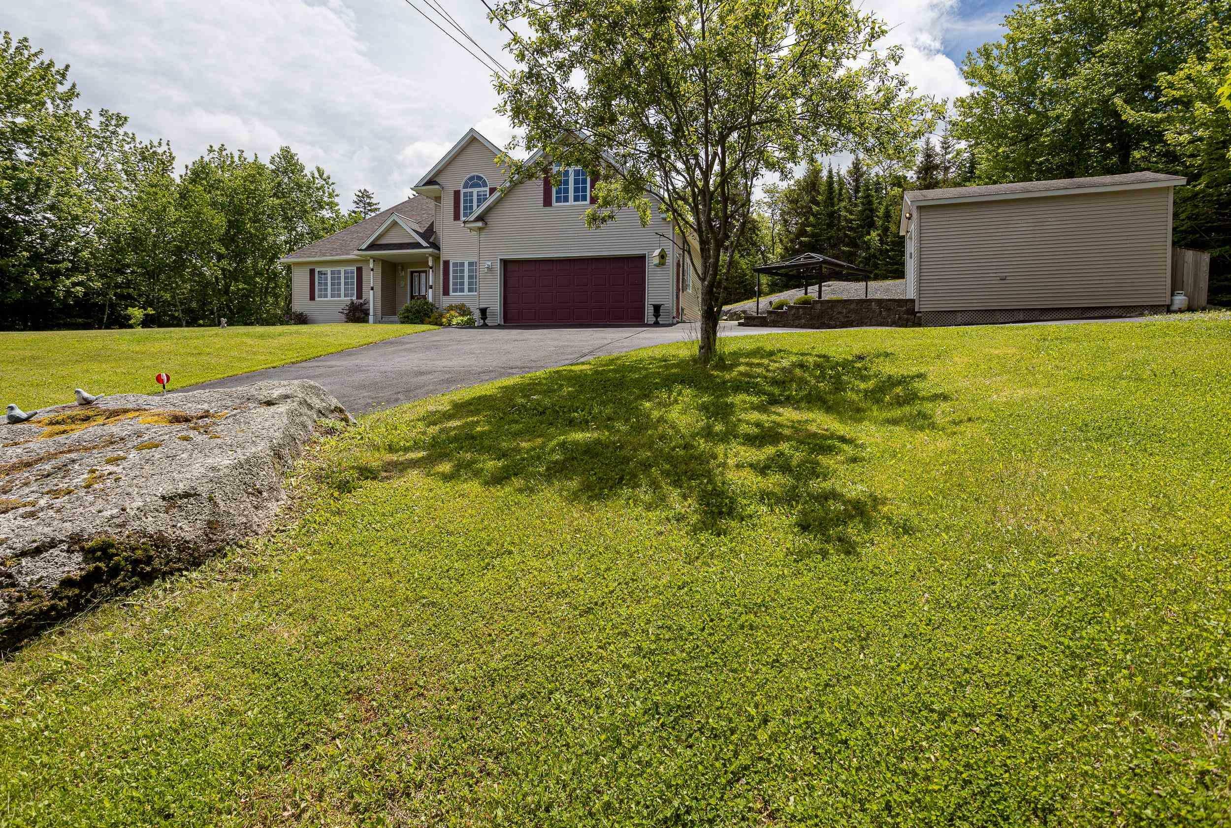 Property Photo: 51 Parklyn Court Westwood Hills NS B3Z 1M5