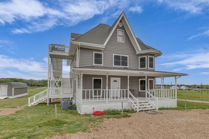 1940 E Highland Road  Waxahachie TX 75167 photo