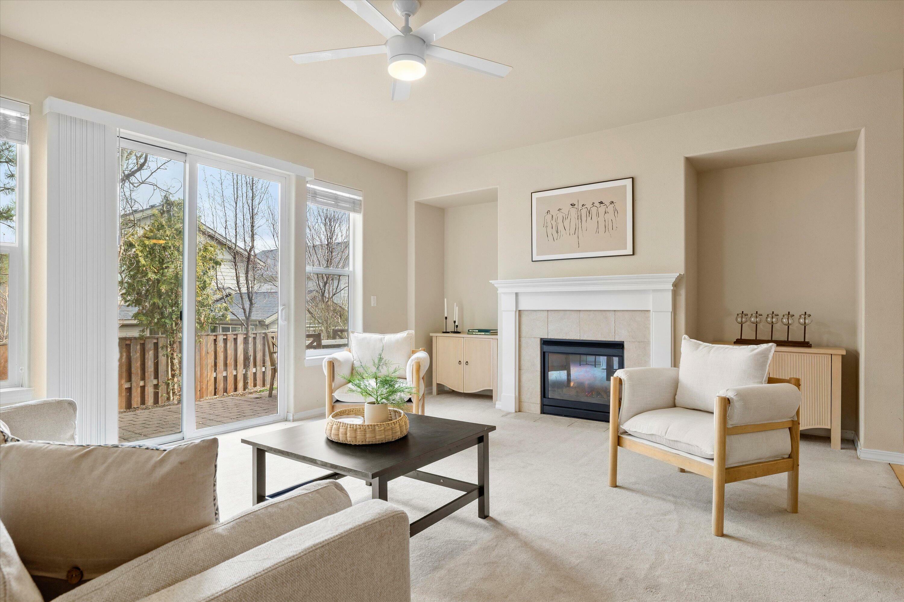 Property Photo: 61148 Foxglove Loop OR 97702