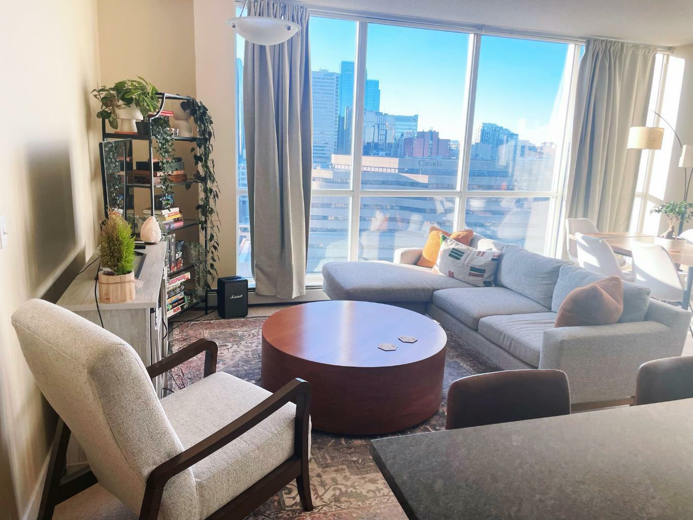 Property Photo:  325 3 Street SE 1409  AB T2G 0T9 