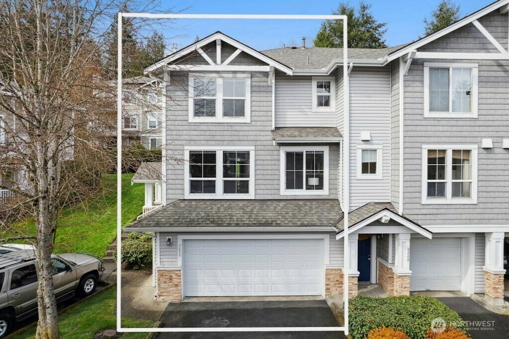 5255  237th Terrace SE 16-1  Issaquah WA 98029 photo