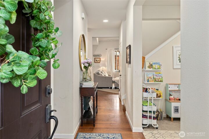 Property Photo: 1113 E Dairy Lane WA 98926