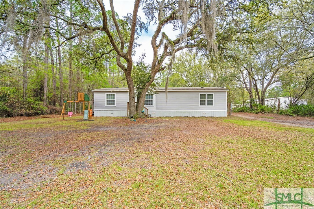 Property Photo: 144 Whispering Pines Road GA 31301
