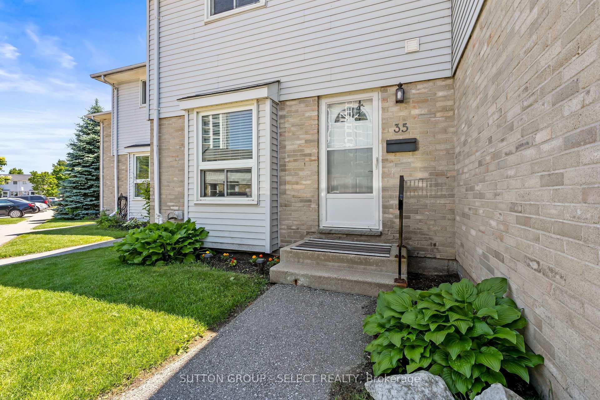 Property Photo: 1786 Attawandaron Road 35 ON N6G 3N1