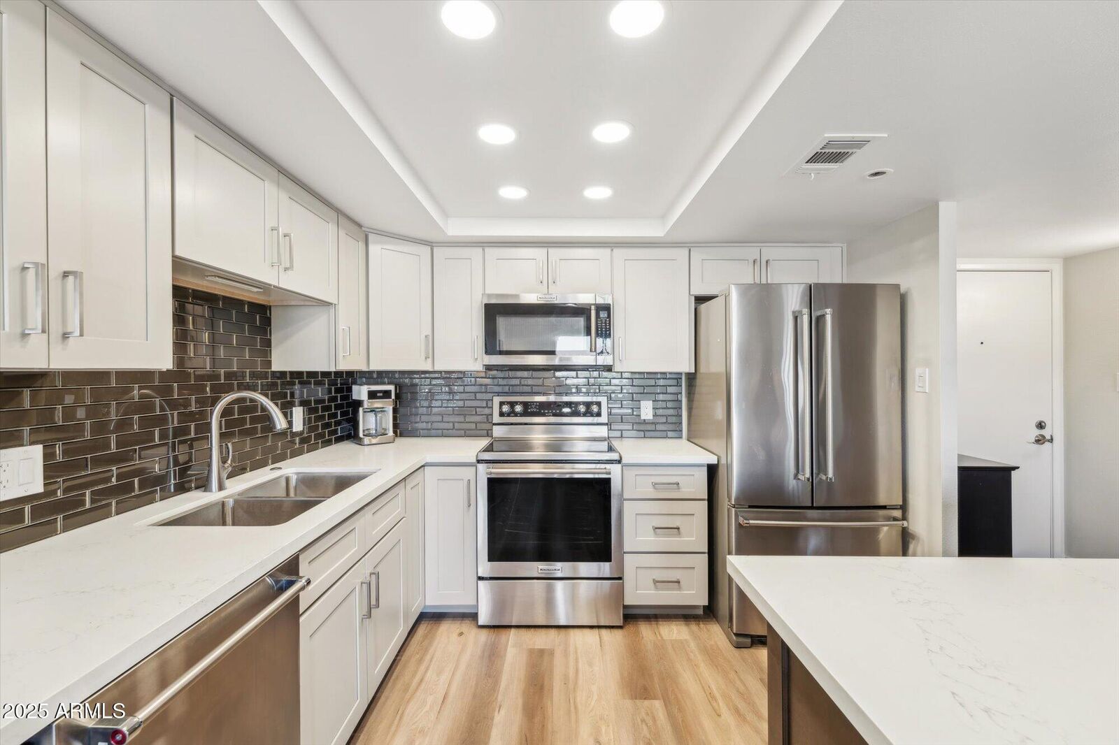 Property Photo: 7850 E Camelback Road 608 AZ 85251