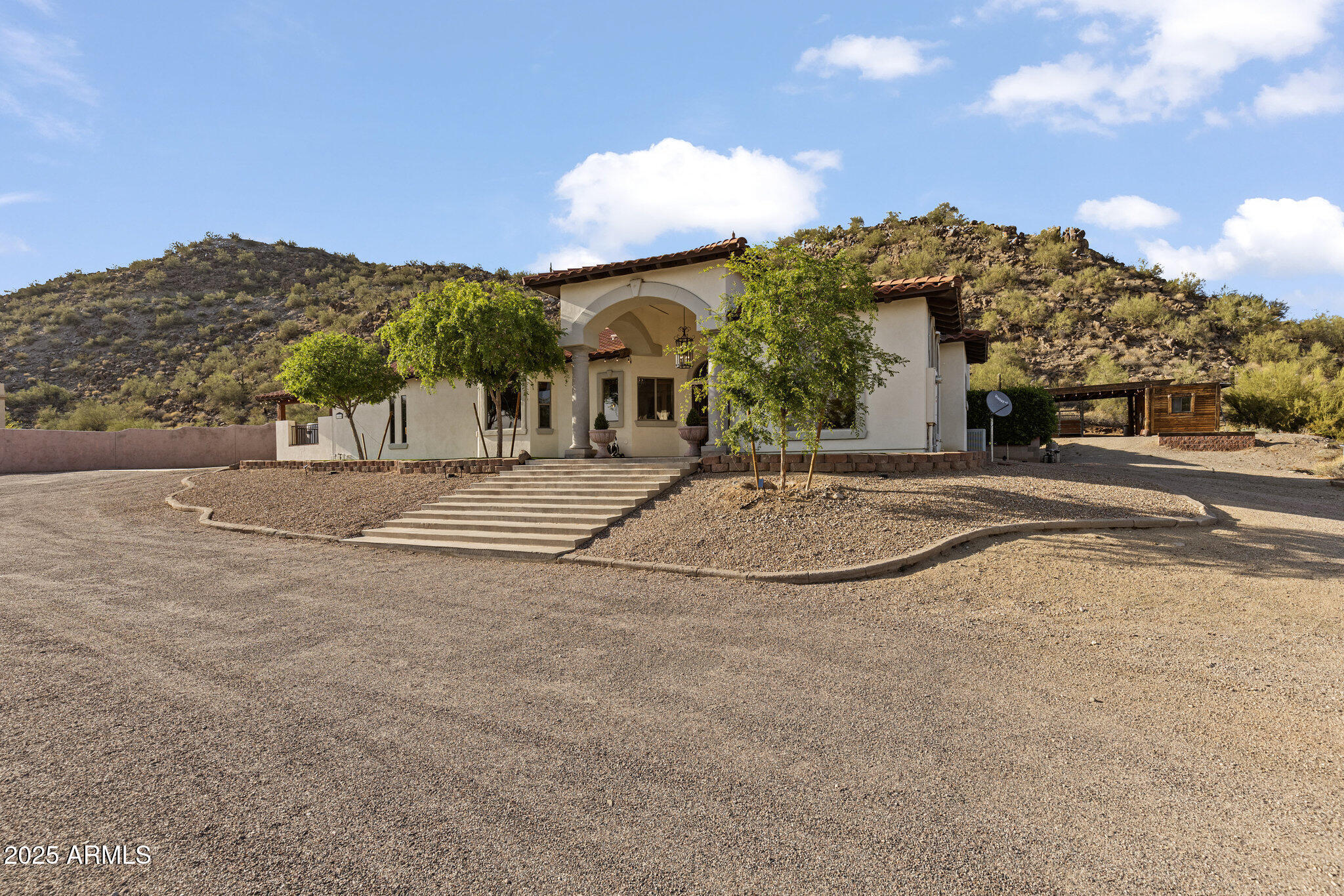 Property Photo: 1500 N Crismon Road AZ 85207