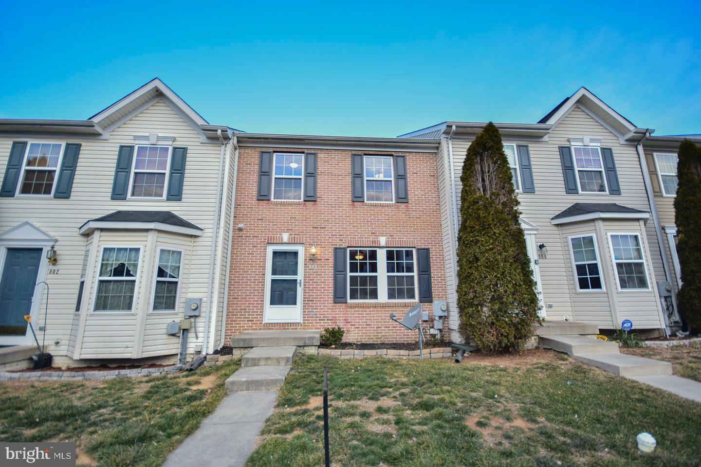 Property Photo: 804 Marquette Drive WV 25401