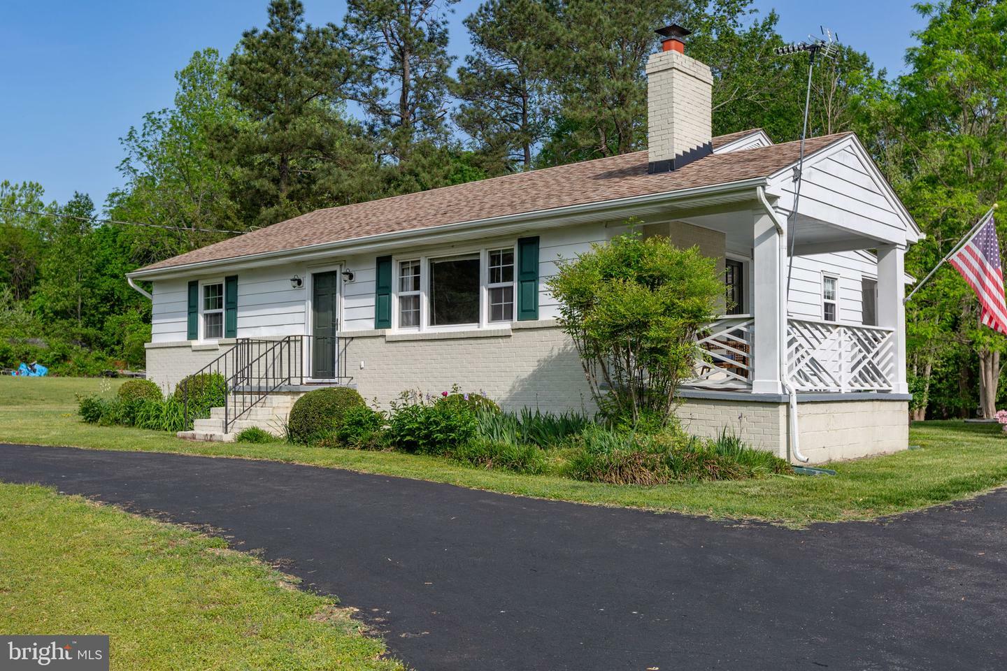 Property Photo: 149 Courthouse Lane VA 22427