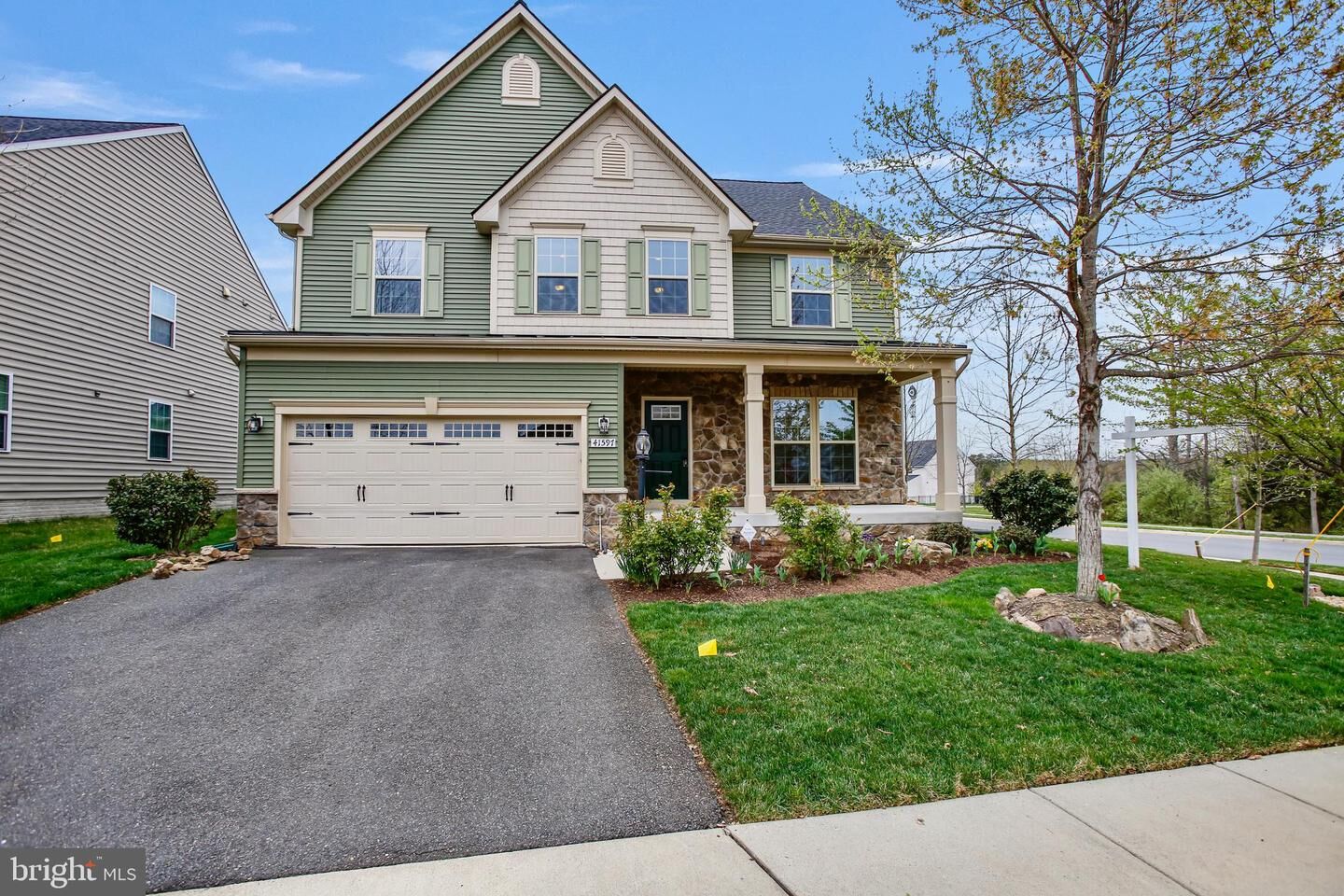 Property Photo:  41597 Hoffman Drive  VA 20105 
