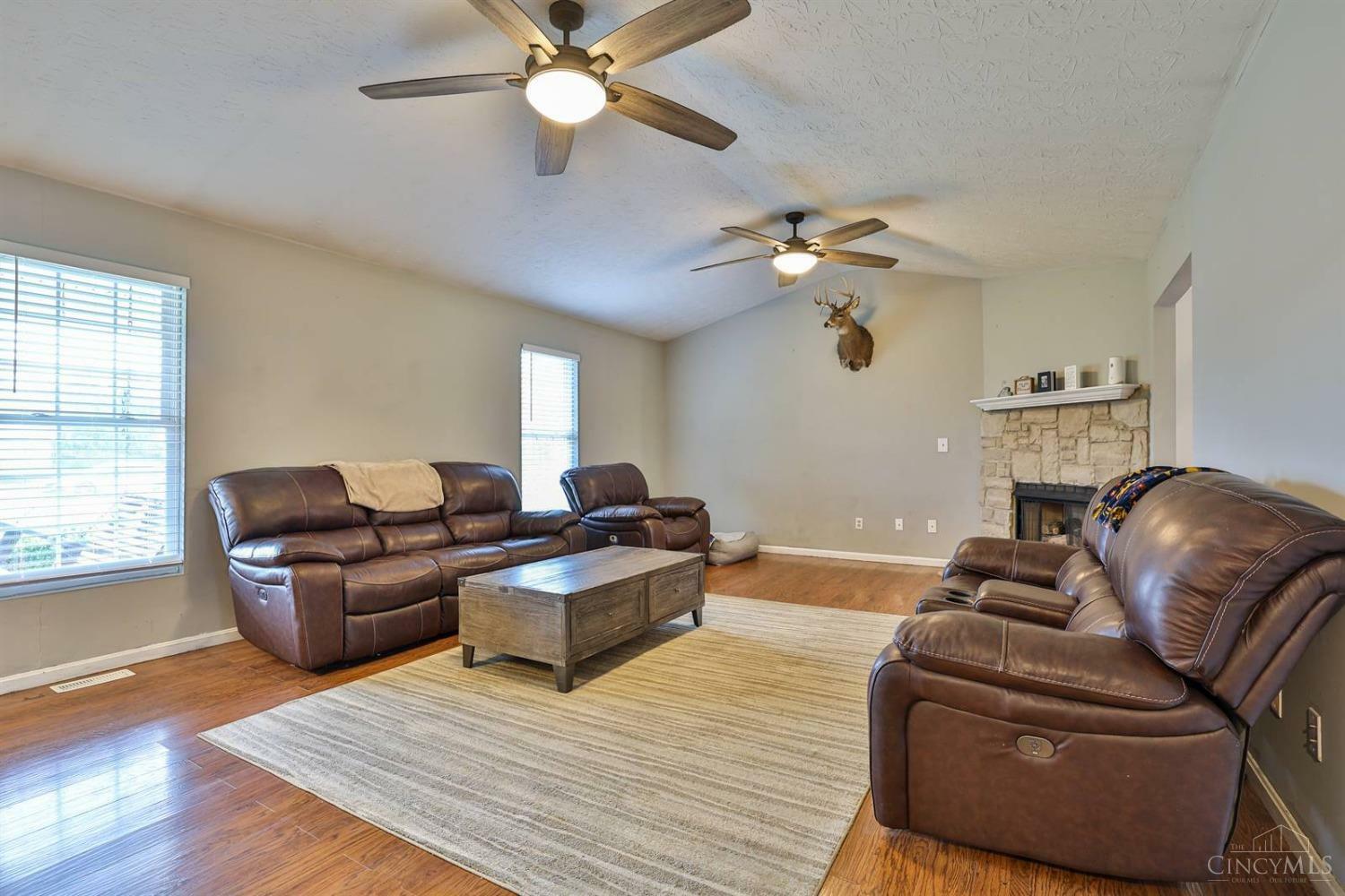 Property Photo: 100 Douglas Circle OH 45121