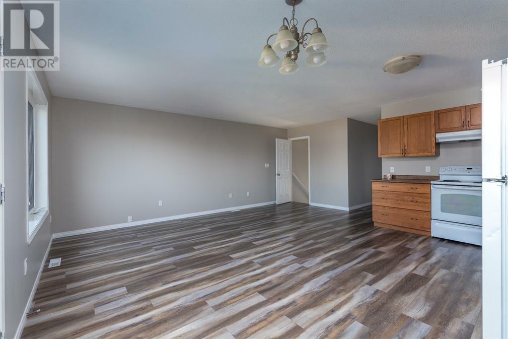 Photo de la propriété: 5315 50 Avenue SK S9V 0P9