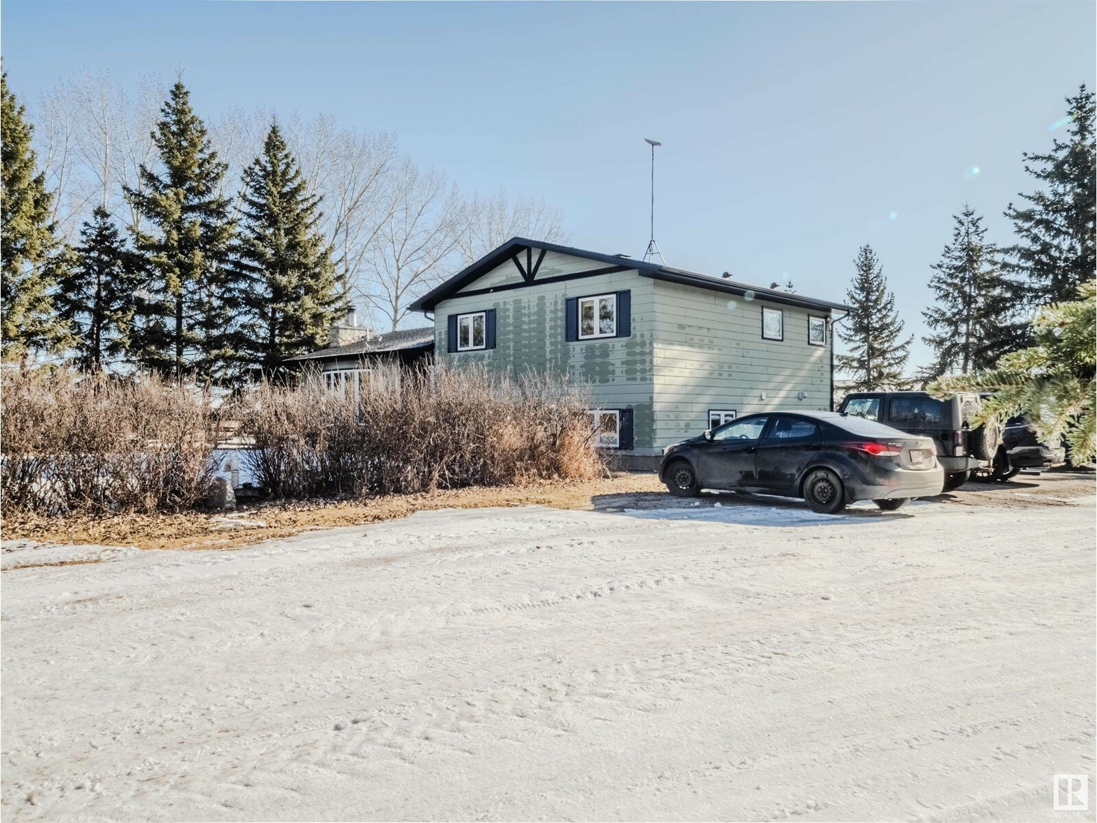 Property Photo: 53153 Rge Road 213 AB T8G 2C3