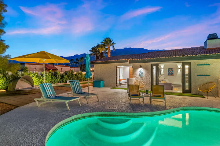 Property Photo: 1862 N Nogales Way CA 92262